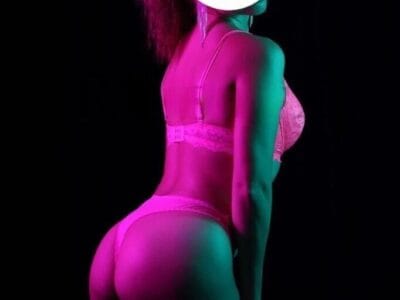 woman-8039201_1280 woman-8039201_1280